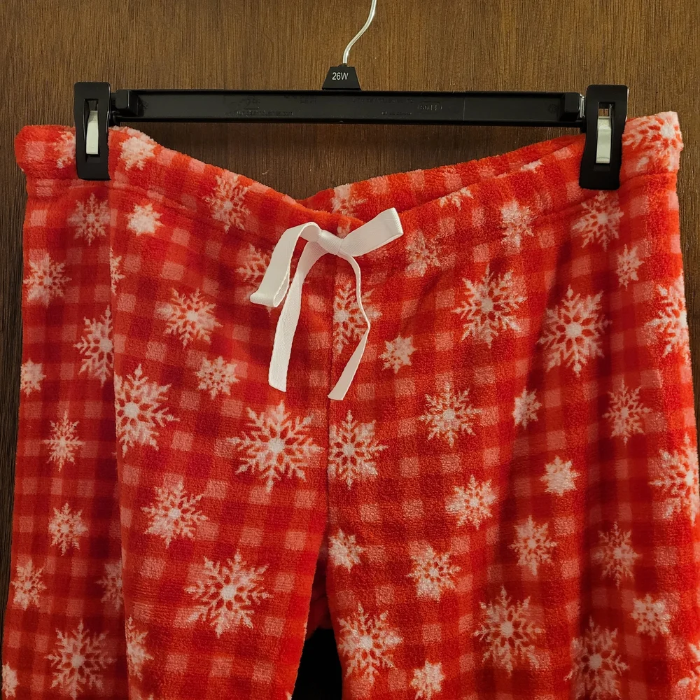 Ladies Large SNOWFLAKE GINGHAM Plush‎ Fleece Pajama Pants Brand New Red White